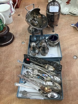 Lot 642 - Silver three piece cruet set and plated ware