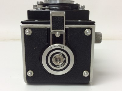 Lot 2150 - Rolleiflex camera and tripod