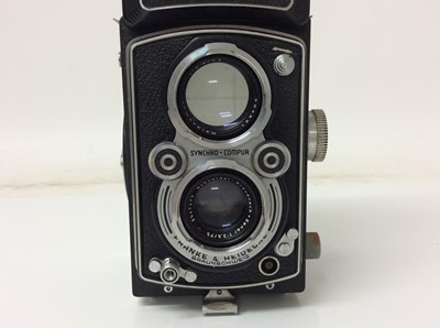 Lot 2150 - Rolleiflex camera and tripod