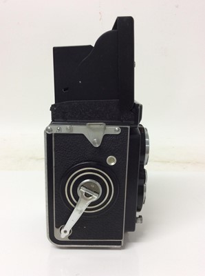 Lot 2150 - Rolleiflex camera and tripod