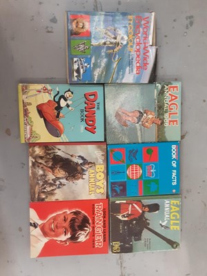 Lot 770 - Selection of children's annuals