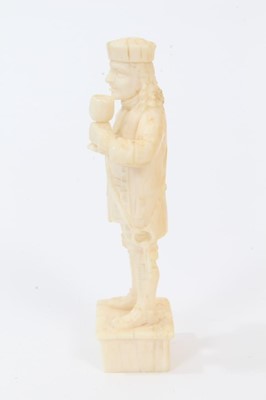 Lot 881 - Late 19th century European carved ivory figure