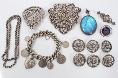Lot 456 - Set of six Art Nouveau silver buttons (London import hallmarks 1902), George IV silver and enamel coin brooch, other silver and white metal jewellery