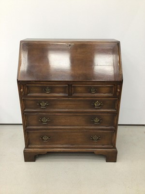 Lot 201 - Oak bureau H98, W80, D44cm