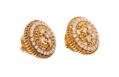 Lot 485 - Pair of good quality 18ct gold and diamond target shape earrings, the round gold plaque applied with brilliant cut diamonds in gold rope twist and beaded setting. Estimated total diamond weight app...