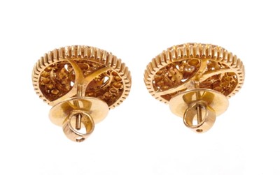 Lot 485 - Pair of good quality 18ct gold and diamond target shape earrings, the round gold plaque applied with brilliant cut diamonds in gold rope twist and beaded setting. Estimated total diamond weight app...