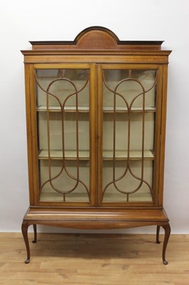 Lot 1435 - Edwardian mahogany and boxwood line inlaid display cabinet