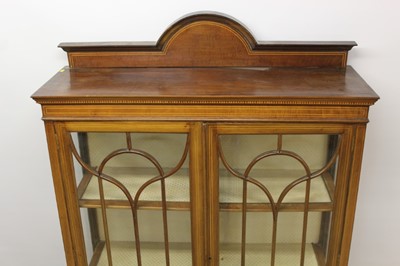 Lot 1435 - Edwardian mahogany and boxwood line inlaid display cabinet