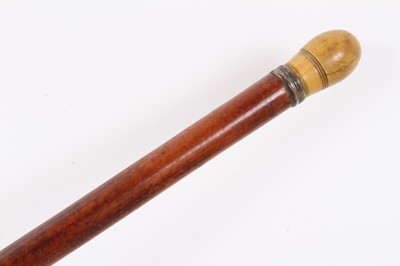 Lot 890 - Early 20th century “Doctors” walking stick with Malacca shaft and silver collar (London 1911), the turned ivory knop unscrewing to reveal a compartment containing a thermometer