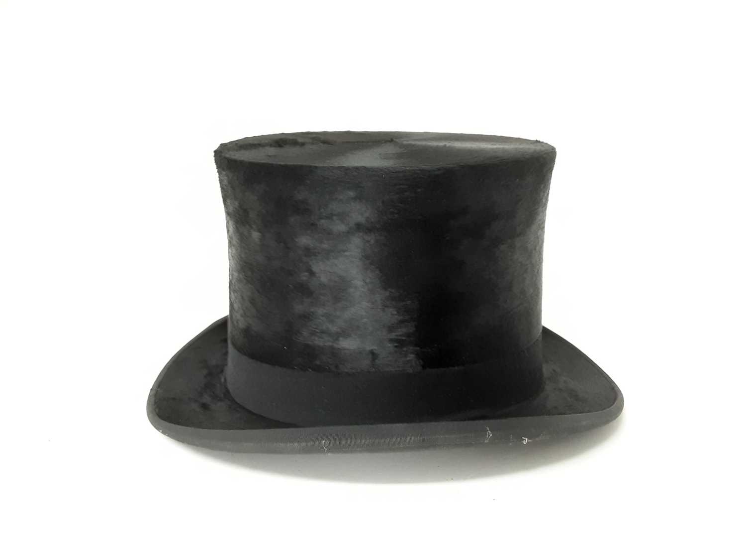 Lot 990 Top hat by Tress & Co London in vintage