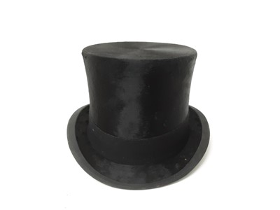 Lot 994 - Top hat by Herbert Johnson, New Bond Street London, in original box