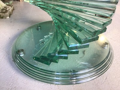 Lot 182 - Good quality stylish glass table with circular top on spiral staircase support, 122cm diameter,  78cm high