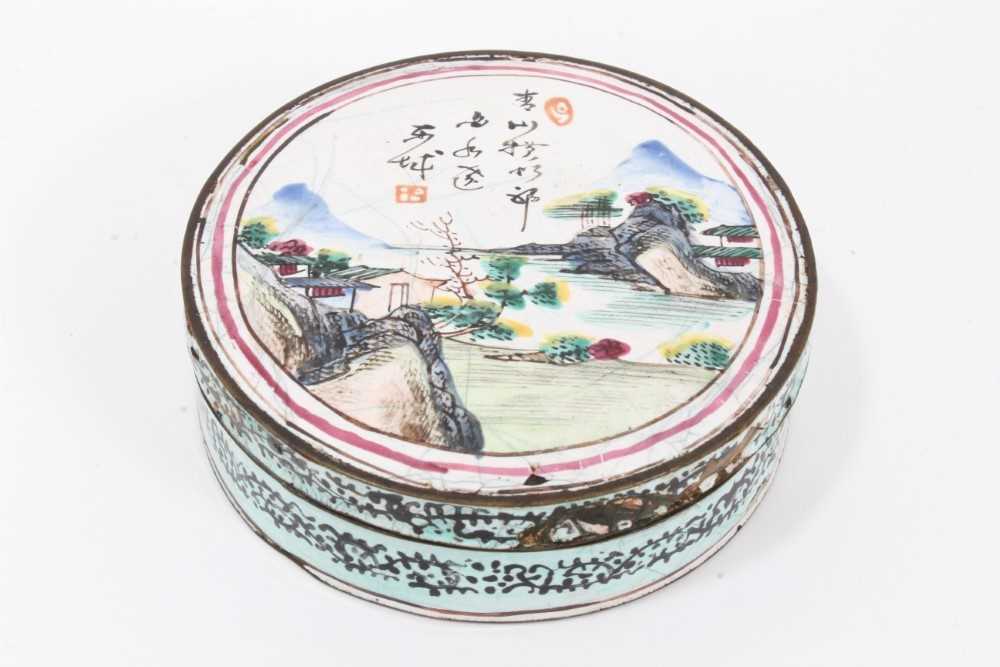 Lot 57 - 18th century Cantonese enamel snuff box of circular form