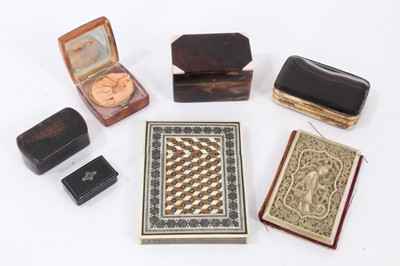 Lot 858 - Collection of antique boxes including agate and brass snuff box, sandalwood card case, and other snuff boxes