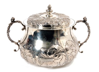 Lot 340 - George V silver Porringer and cover of cauldron form with chased floral and foliate decoration
