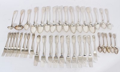 Lot 482 - Selection of Georgian and later Fiddle pattern flatware.