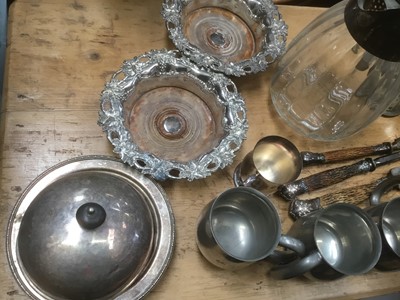 Lot 179 - Various plated items