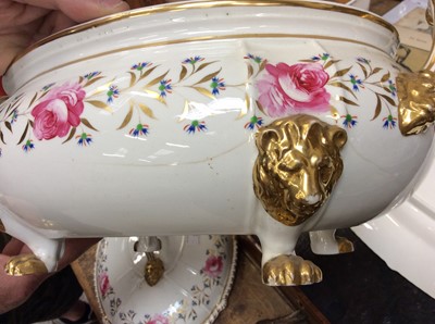 Lot 31 - Bloor Derby tureen and cover and dishes