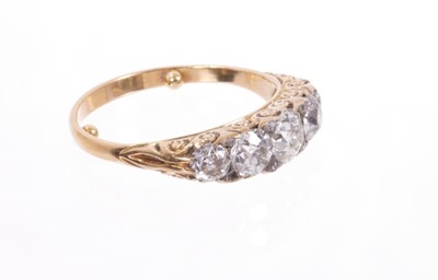 Lot 627 - Late Victorian diamond five stone ring