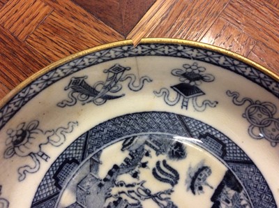 Lot 247 - Minton Willow pattern tea ware and other china