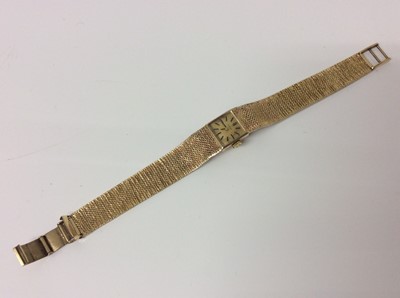 Lot 706 - 9ct gold Omega wristwatch