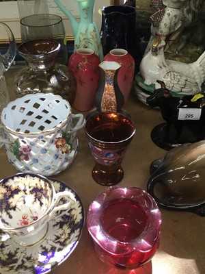 Lot 205 - Quantity of decorative china and glass to include a Victorian Staffordshire pottery figure