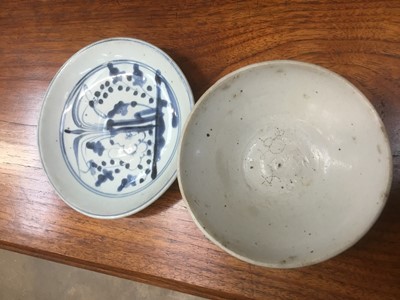Lot 152 - 18th century Chinese blue and white porcelain dish together with 19th century Chinese porcelain and other oriental items