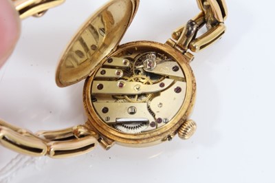 Lot 32 - Ladies' 18ct gold cased wristwatch on expandable bracelet