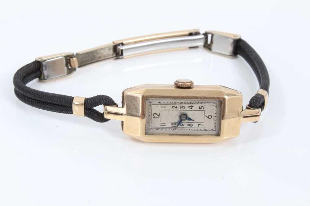 Lot 35 - Ladies' Art Deco 9ct gold cased wristwatch in Mappin & Webb box