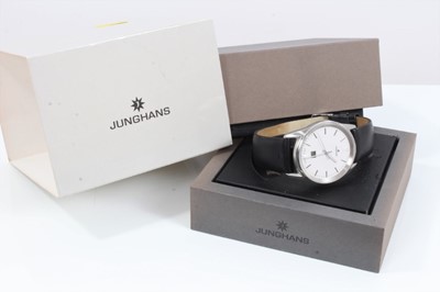 Lot 36 - Gentlemen's Junghans wristwatch in box