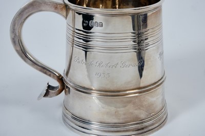 Lot 379 - Silver mug