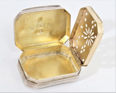 Lot 354 - George III silver vinaigrette of shaped rectangular form with canted corners.
