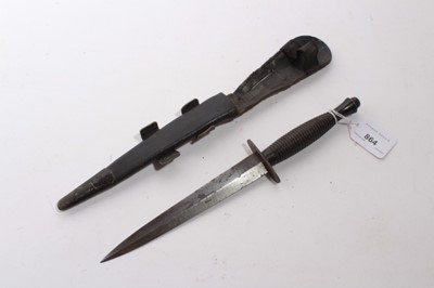 Lot 864 - Second World War Third Pattern Fairbairn Sykes F-S fighting knife with ribbed hilt, straight crossguard stamped William Rodgers, Sheffield, England