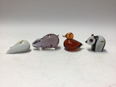 Lot 1045 - Group of Whitefriars animal paperweights