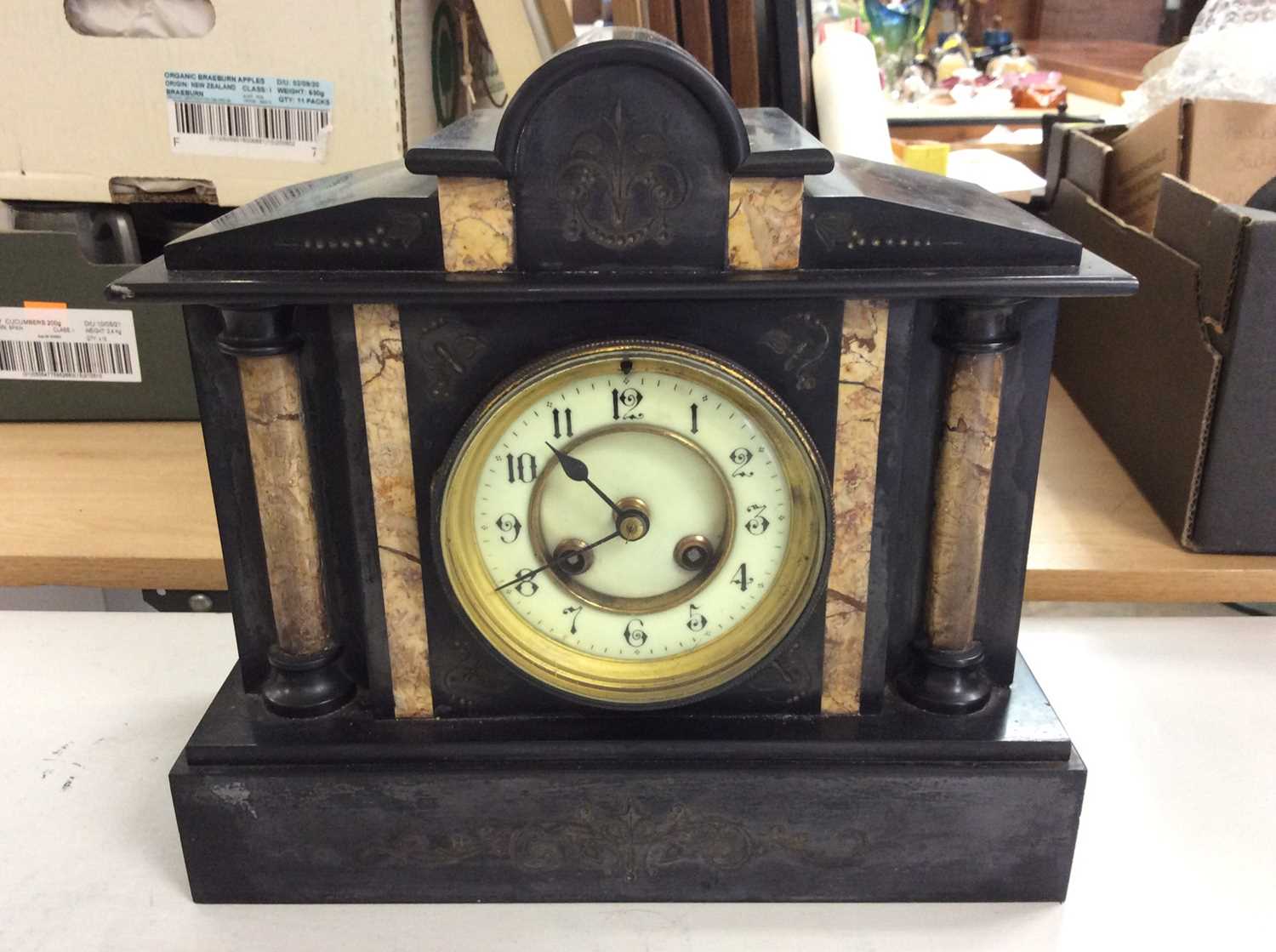 Lot 415 - Early 20th century black slate mantle clock