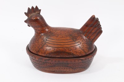 Lot 969 - Unusual Pitcairn Island carved wooden hen