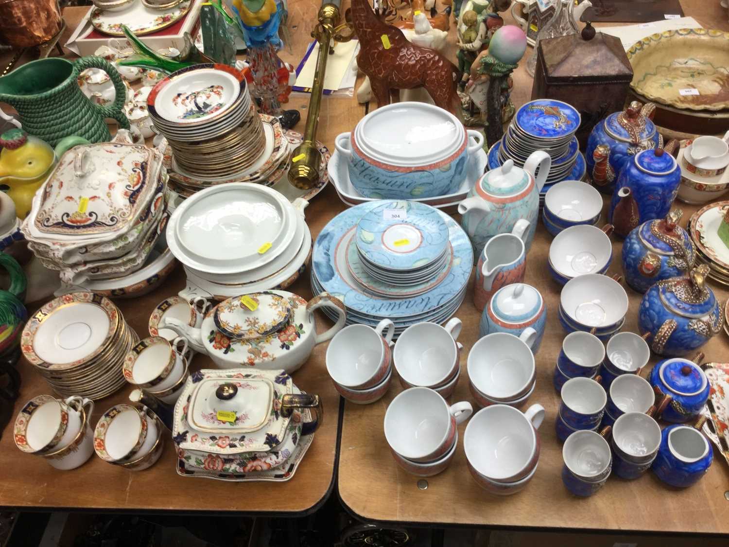 Lot 304 - Group of Wedgwood Variations pattern dinner ware, together with Japanese Tea and Coffee set and quantity of Edwardian tea and dinner ware