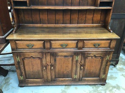 Lot 1020 - Two height oak dresser