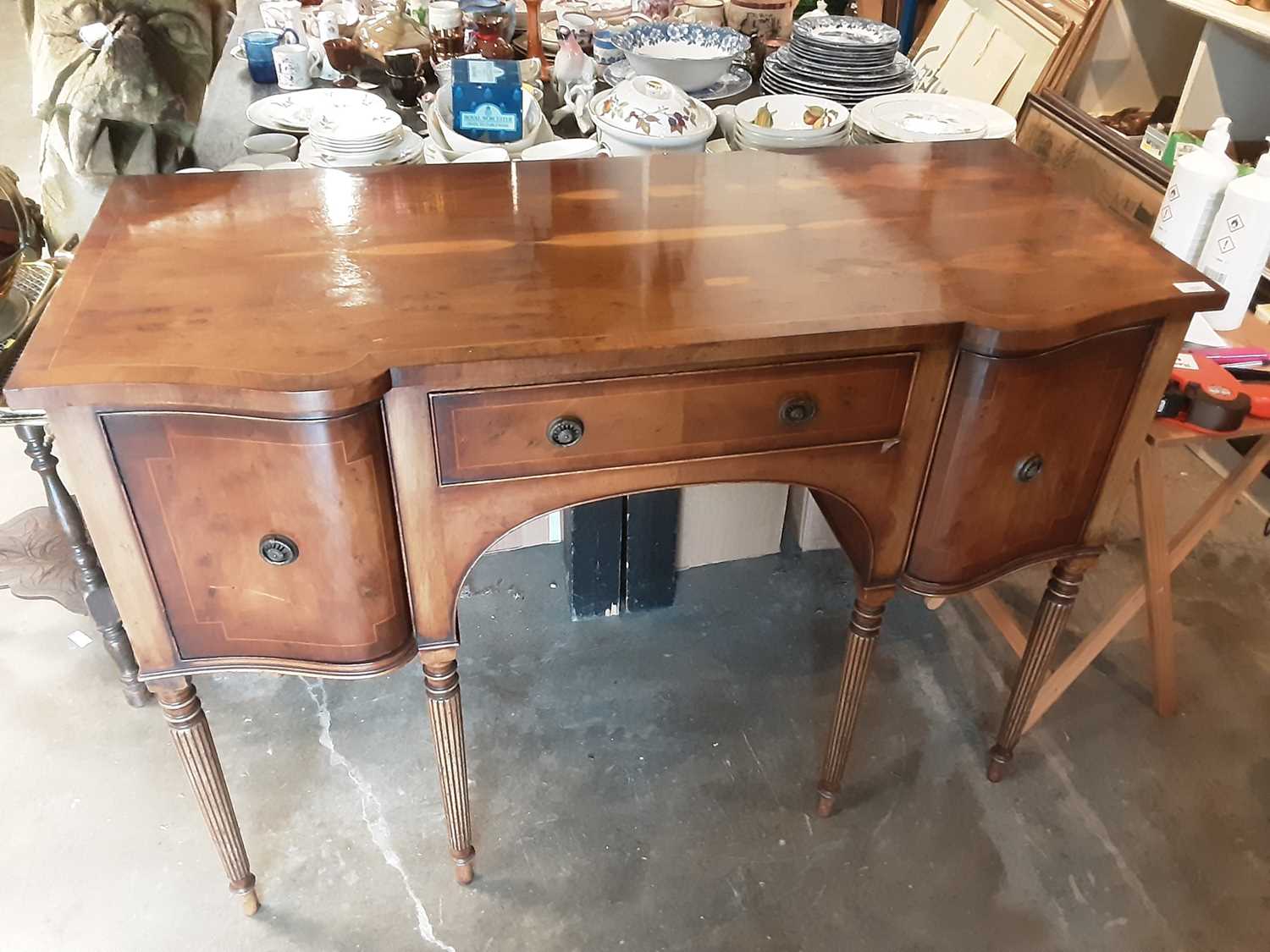 Lot 1021 - Reproduction yew sideboard