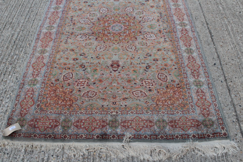 Lot 1557 - An Eastern rug