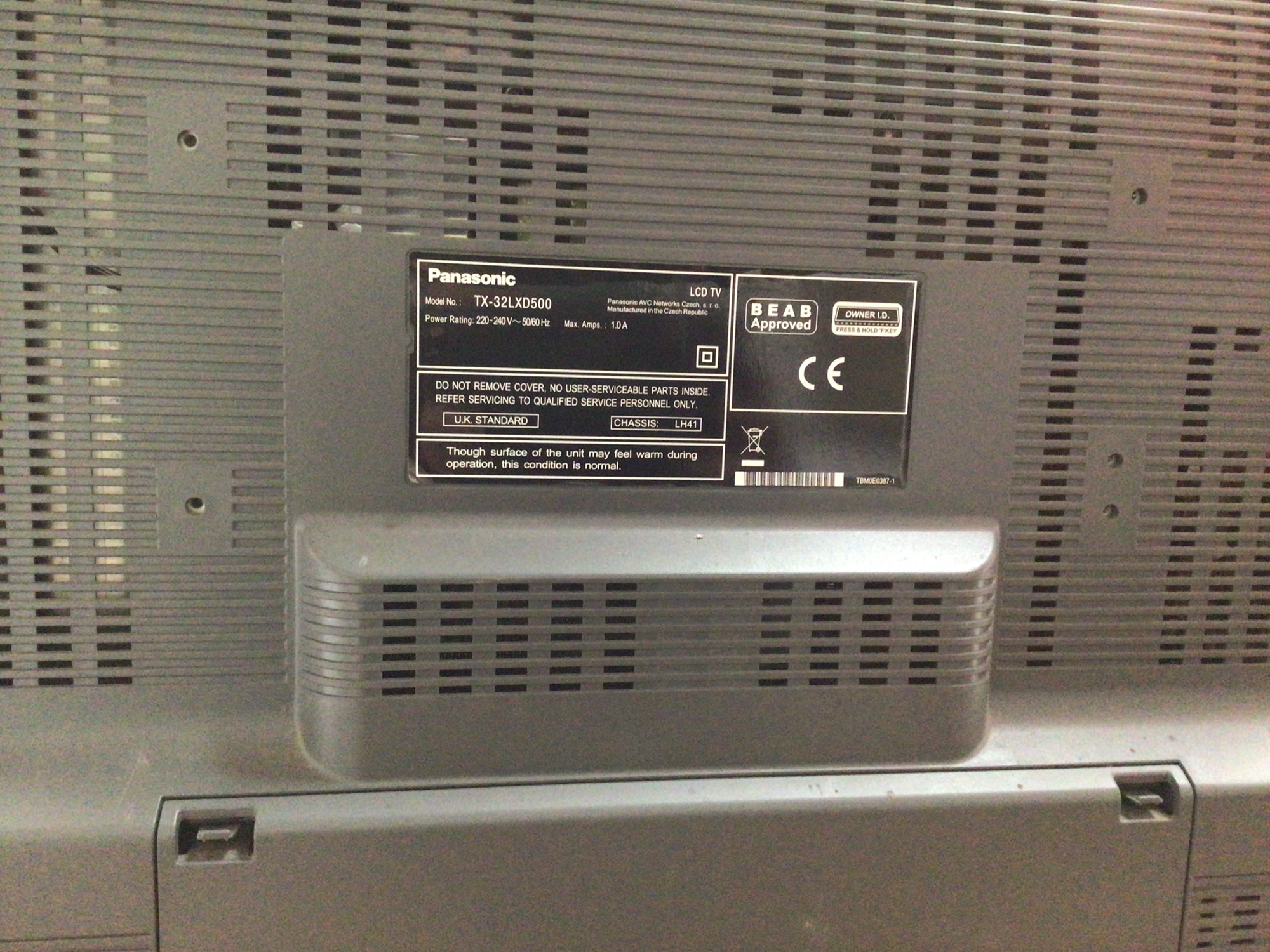 Lot 4 Panasonic flatscreen television model number