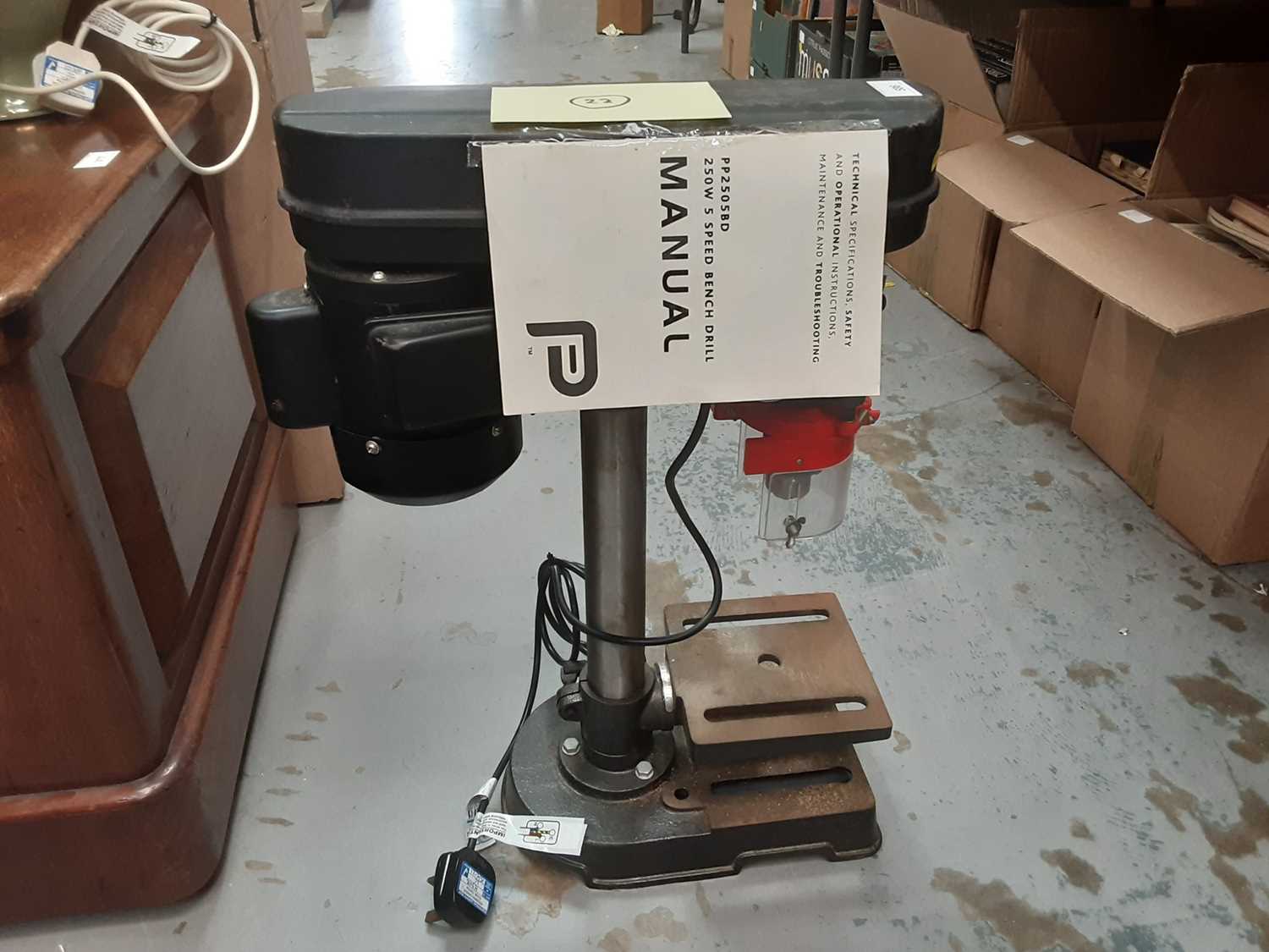 Lot 586 - Performance electric 5 speed bench drill