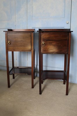 Lot 1393 - Near pair of Edwardian mahogany bedside cupboards