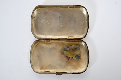 Lot 7 - Rare Victorian Officers silver cheroot case with cast crowned badge of the 16th Bengal Cavalry and cast owners crest with IW monogram ( London 1887, Frederick Bradford Macrea for The Army and Navy...