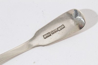 Lot 331 - George III Scottish provincial "Forres" silver fiddle pattern teaspoon