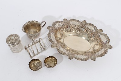 Lot 438 - Selection of Victorian and later miscellaneous silver.