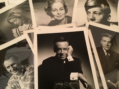 Lot 1508 - Pamela Chandler (1928-1993): Good group of 30 x 25cm photographs of stars of theatre