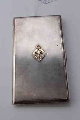 Lot 644 - Second World War period silver cigarette case of rectangular form with engine turned decoration and applied gold Welsh Guards regimental badge (Birmingham 1943)