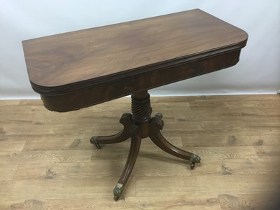 Lot 1489 - Regency mahogany tea table