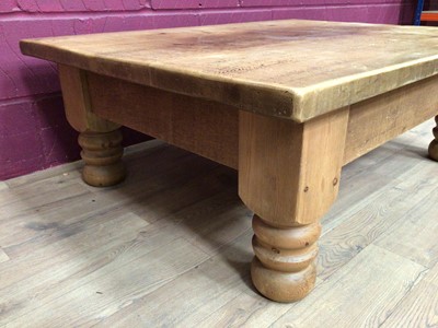 Lot 367 - Large pine low coffee table